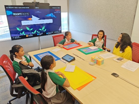 Design Ambassadors at the ‘Design For Change’ pitching session